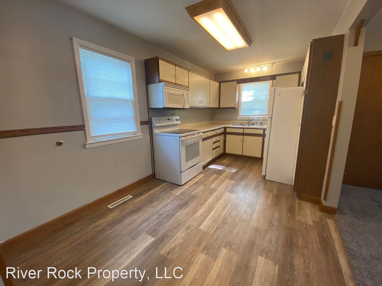 1613 9th Ave S - Photo 3 of 43