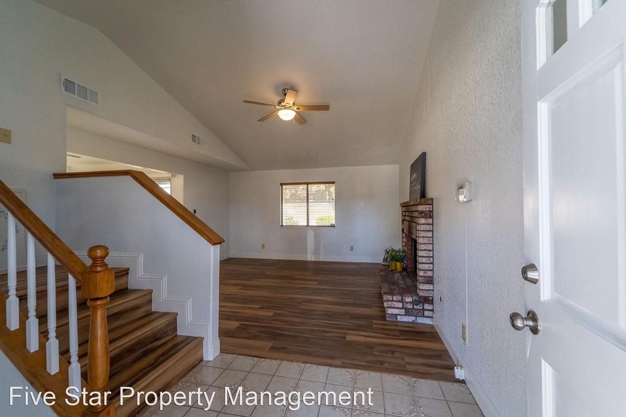 1925 Spice Ct - Photo 3 of 25