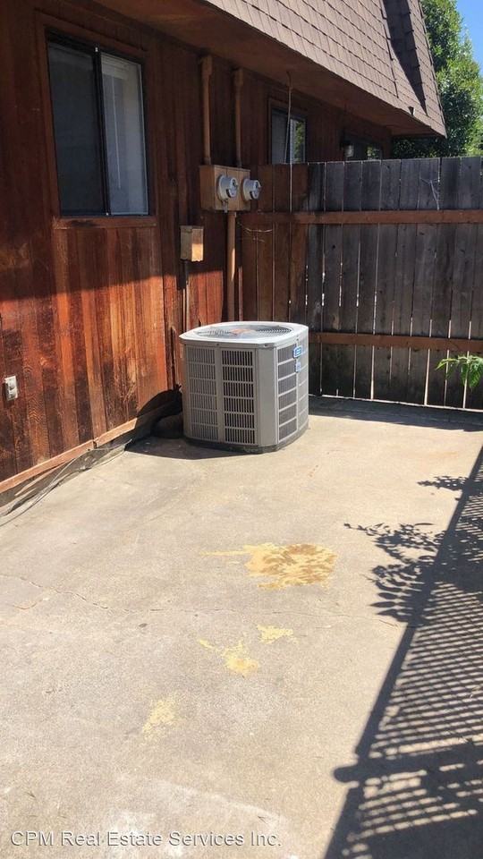 1863 Inner Circle - Photo 2 of 13