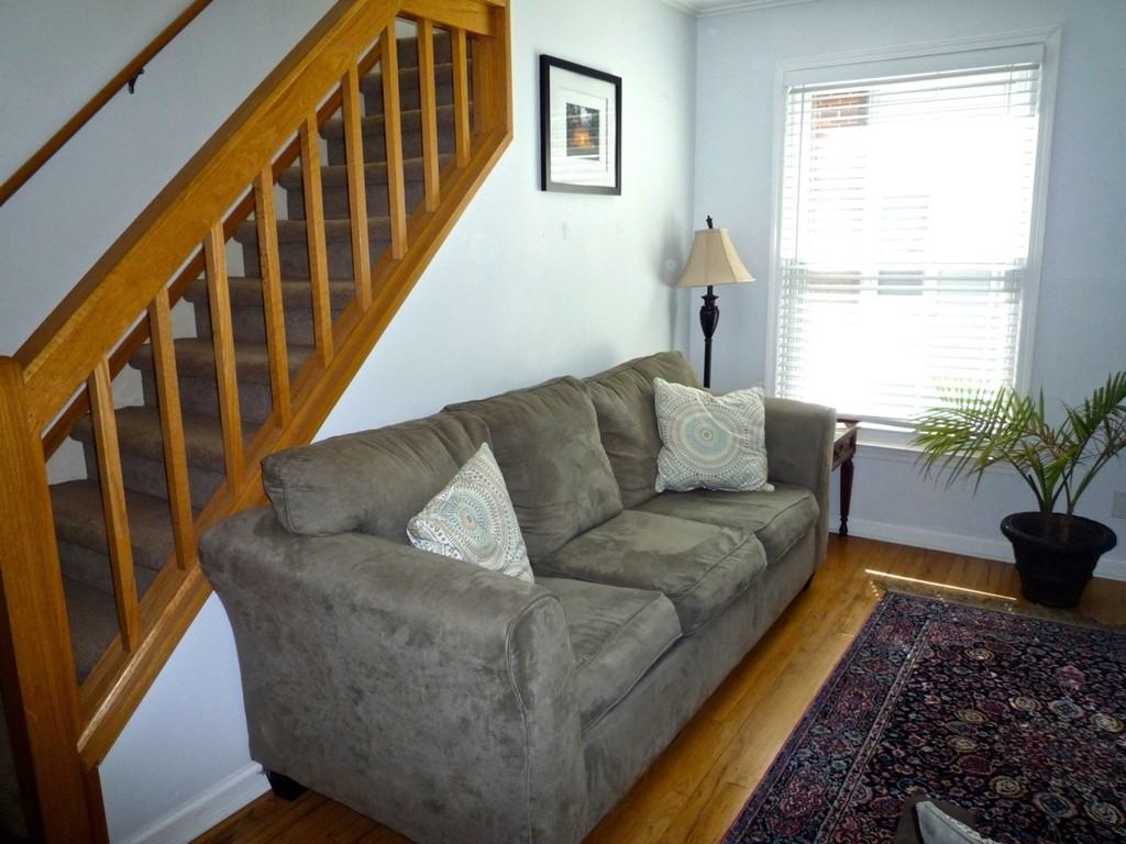 1027 Royal Ave - Photo 2 of 29