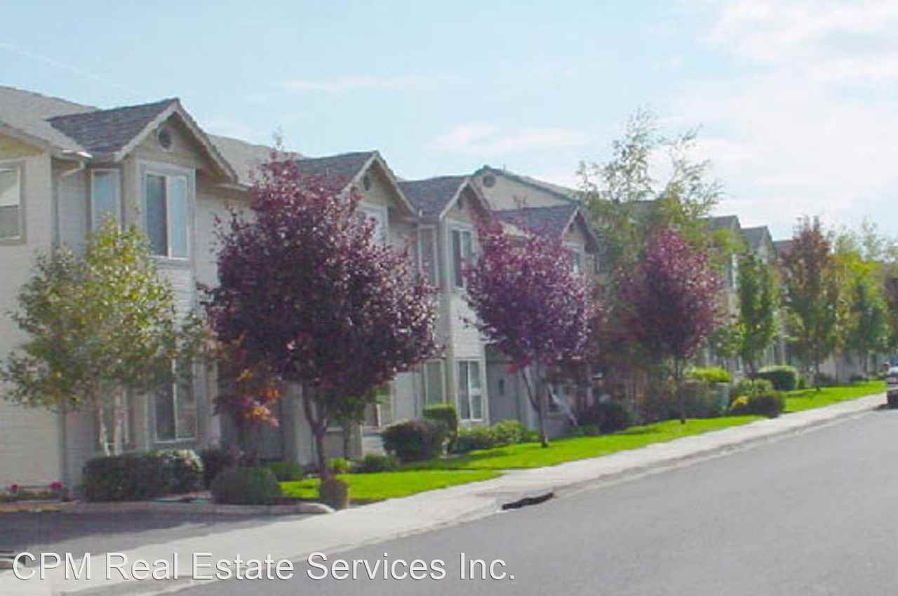 3830 Viewcrest AD Apartments 3830 Viewcrest Dr, Medford, OR 97504