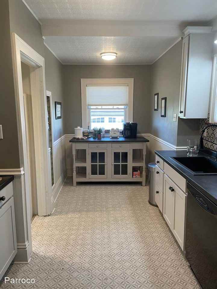 1901 Kenwood Ave - Photo 3 of 35