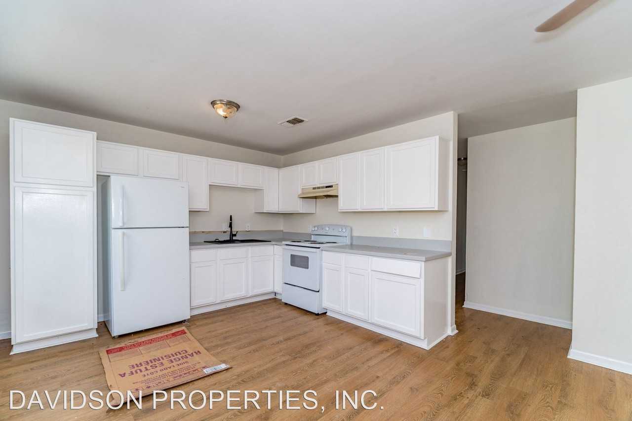 610 Virginia Blvd - Photo 2 of 18