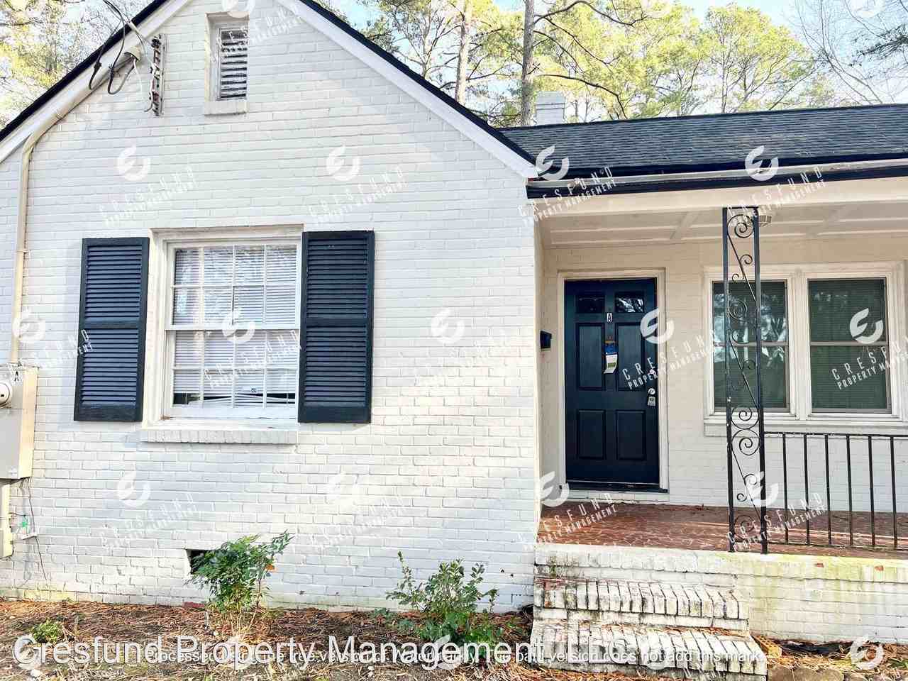 220  Woodrow Street - Photo 2 of 14