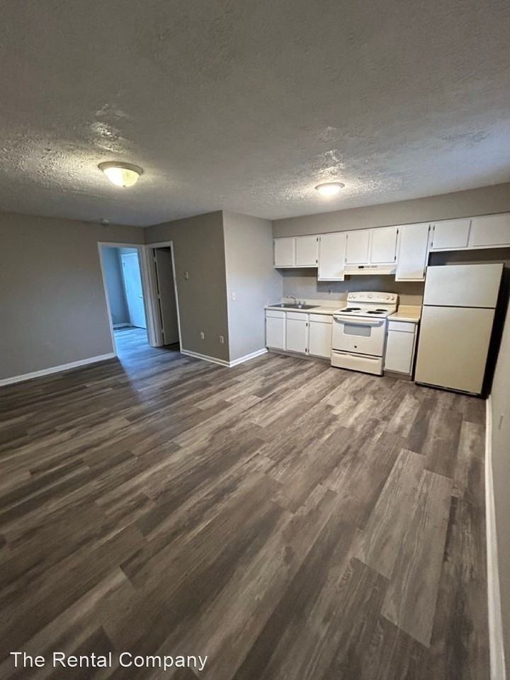 1213 W Main St - Photo 2 of 6