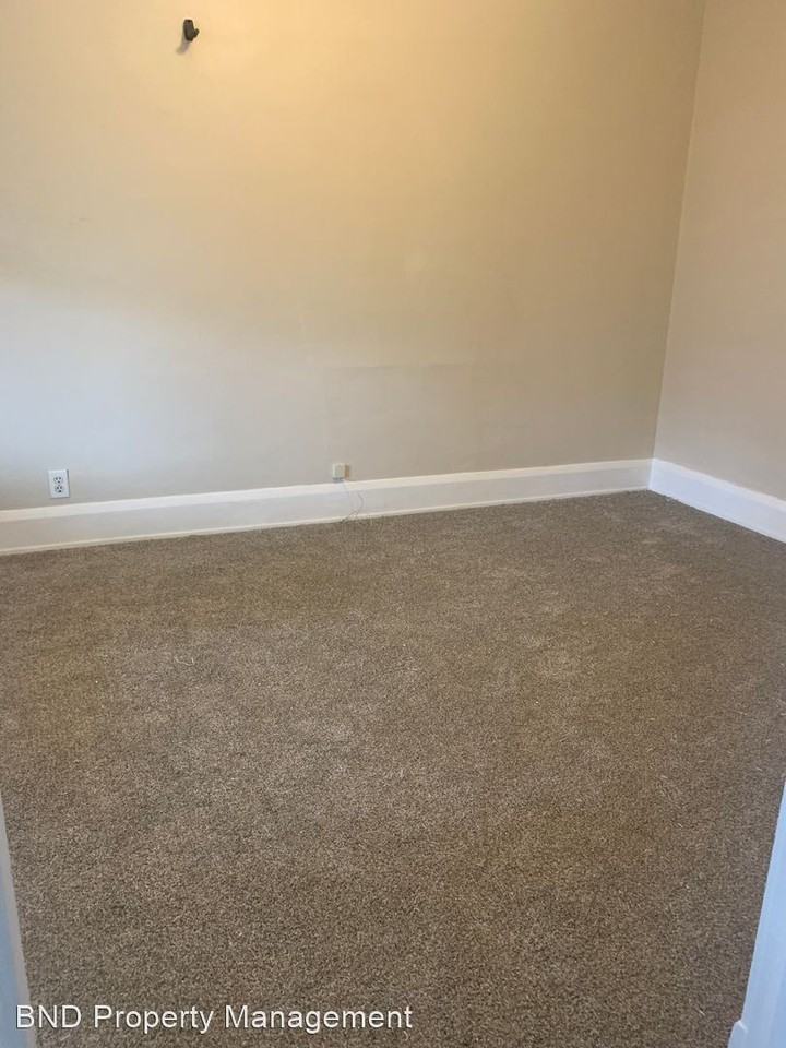 132 Bacon St - Photo 3 of 8