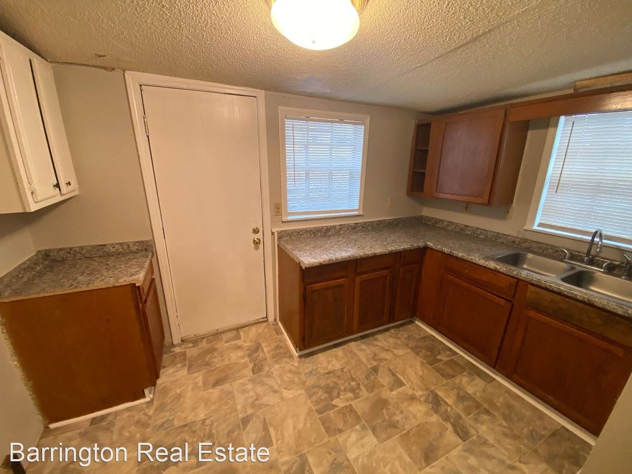 1137 Westley St - Photo 3 of 7