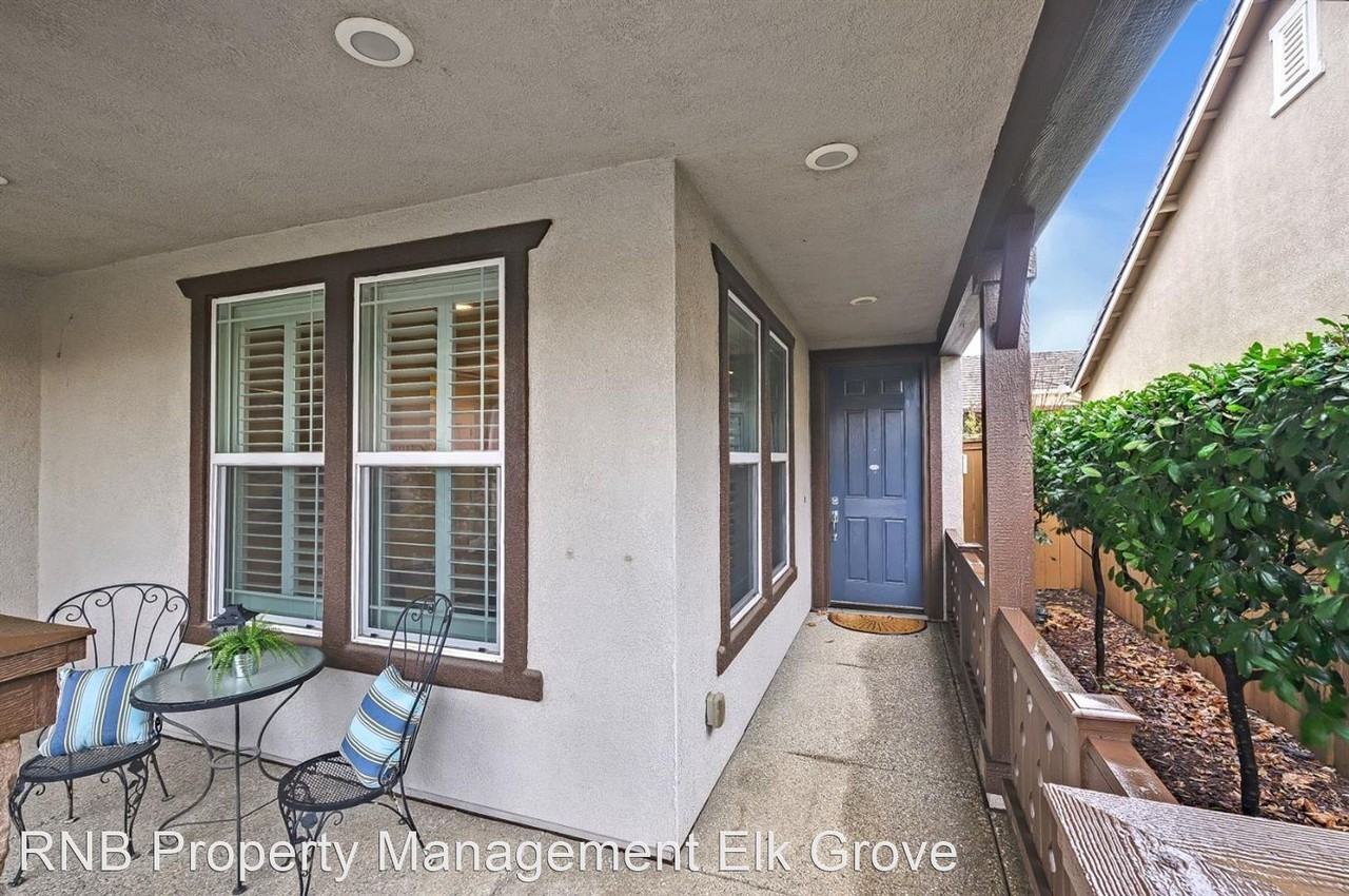 7613 Bloomsbury Way - Photo 2 of 12