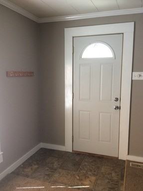 1214 Locust St - Photo 2 of 16