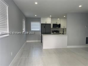 1541 N 71st Ter #1541 - Photo 2 of 25