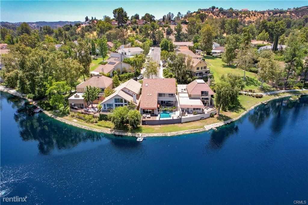 4535 Park Allegra - Photo 3 of 10