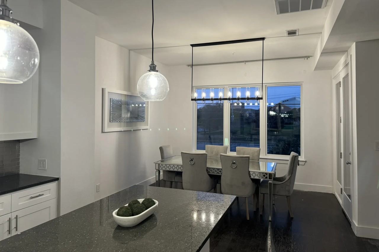 4060 Spring Valley Rd - Photo 3 of 9