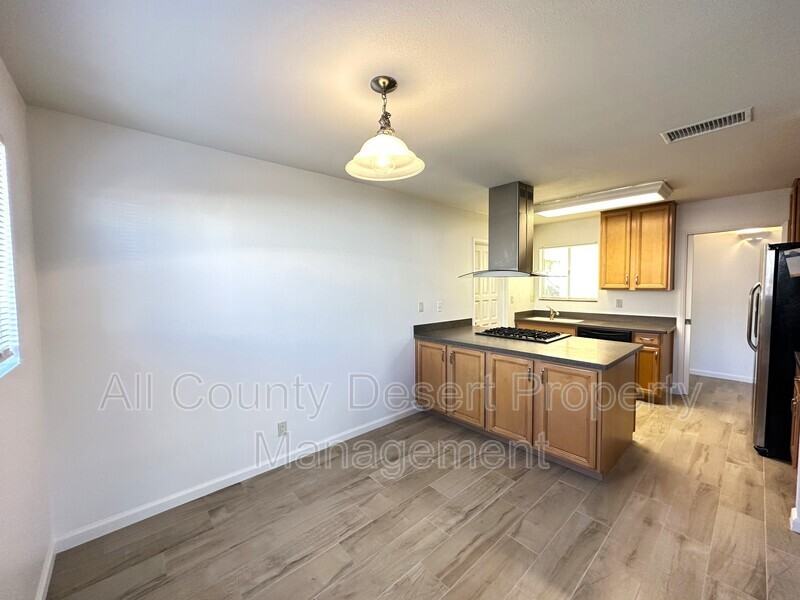 69200 Nilda Dr - Photo 4 of 16