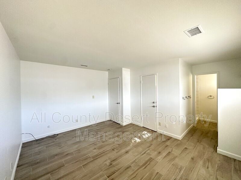 69200 Nilda Dr - Photo 7 of 16