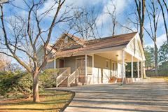 1207 Harvard St - Photo 1 of 1