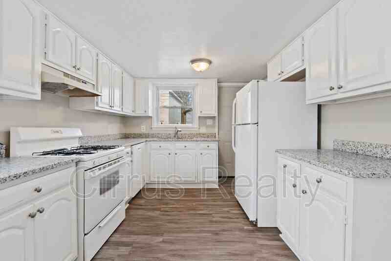 6 Worden Pl - Photo 5 of 20