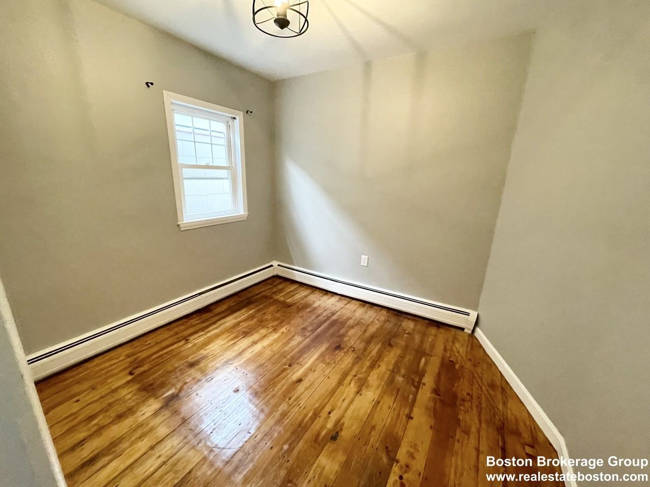 34 Falcon St #2 - Photo 7 of 14