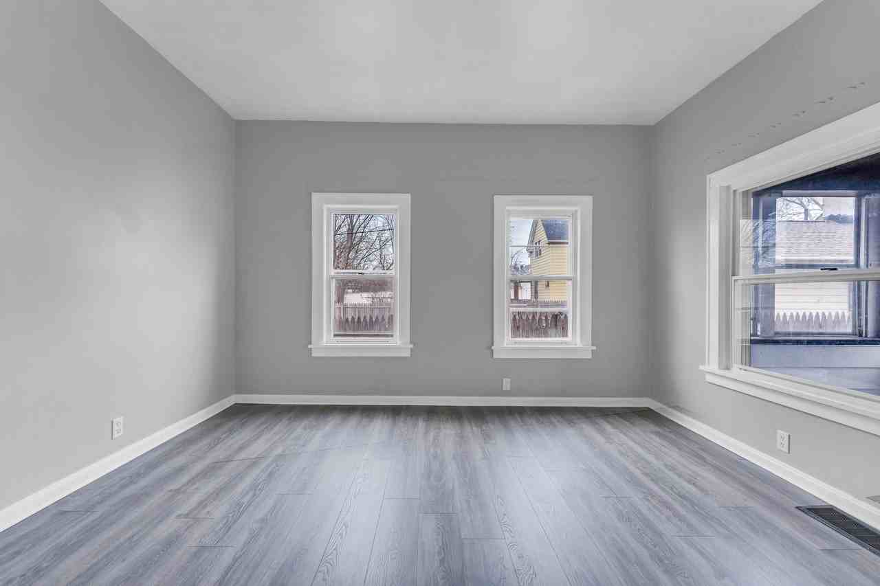 786-788 E 156Th St - Photo 2 of 22