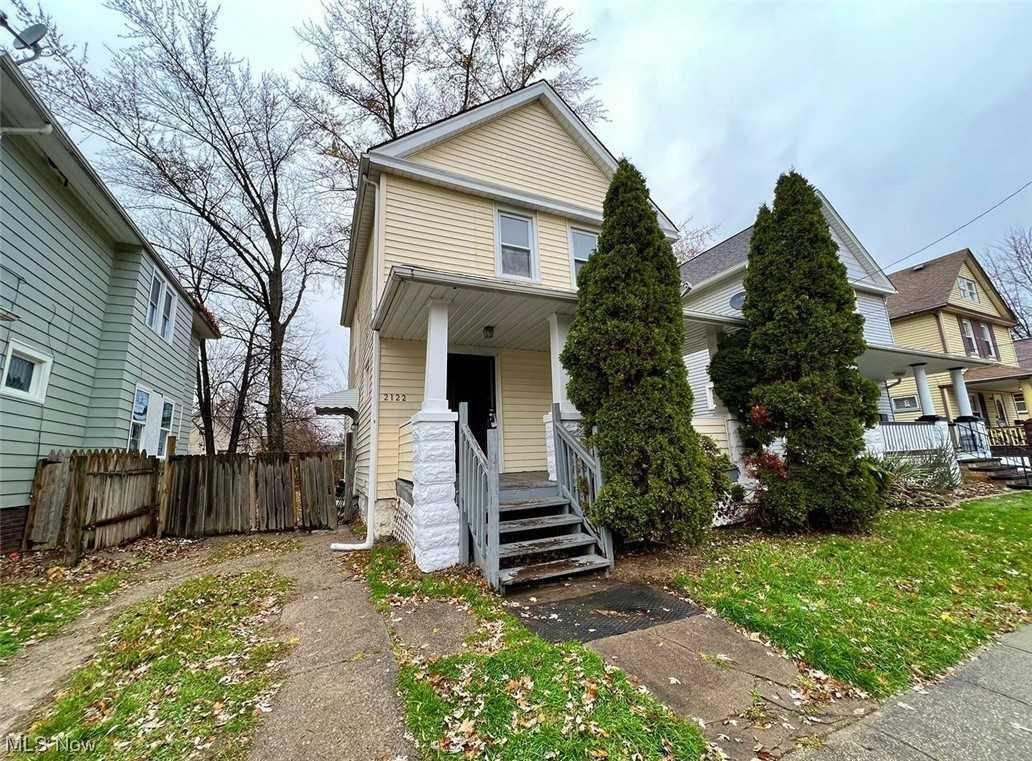 2122 Selzer Ave, Cleveland, OH 44109 3 Bedroom House for 1,300/month