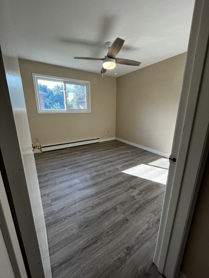 54 Bond Street #3 - Photo 3 of 5