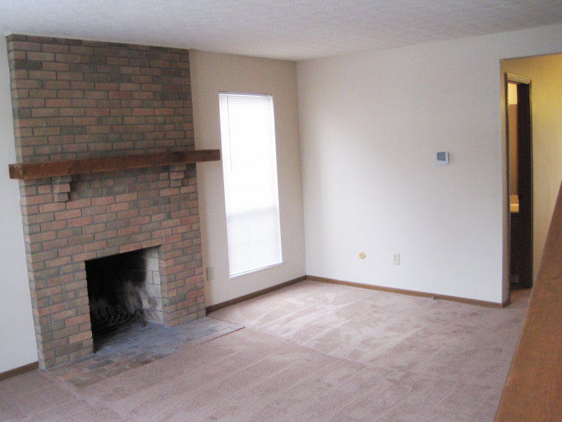 167 Blakeford Dr - Photo 2 of 5