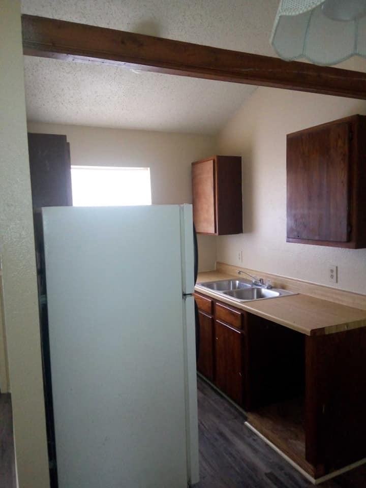 507 E Reagan Rd #D - Photo 3 of 6