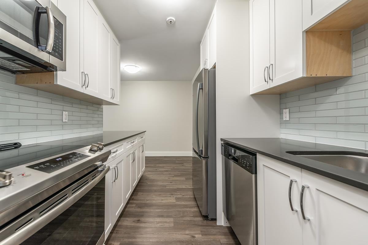 Brentwood Tower Apartments 1230 Verdier Ave, Central Saanich, BC V8M