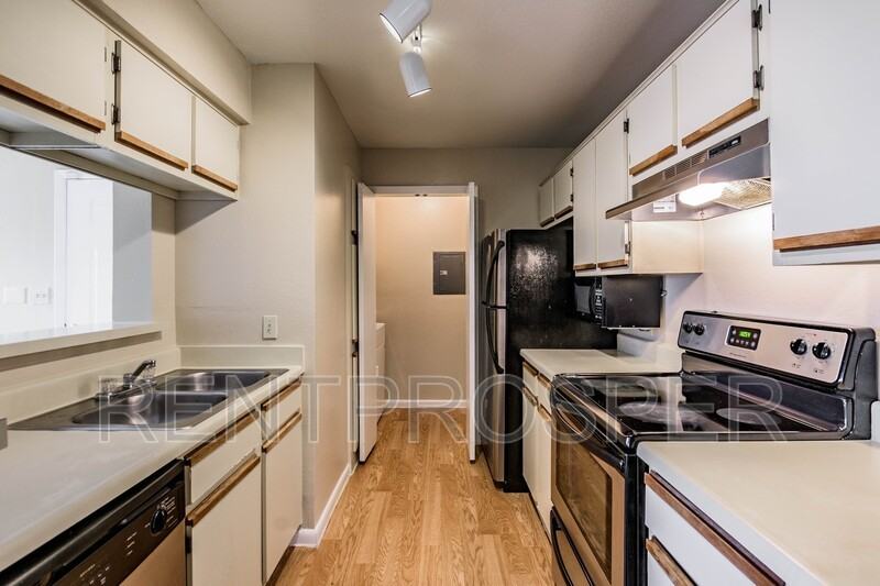 5530 Chrishire Way #D202 - Photo 4 of 22