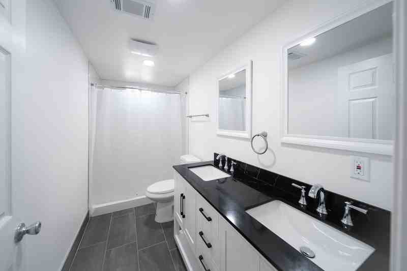 208 W Broadbent Dr - Photo 5 of 12