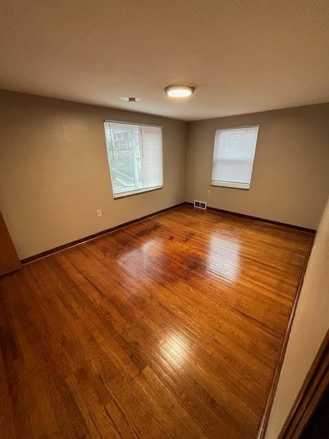 1113 Ohio Ave - Photo 3 of 16