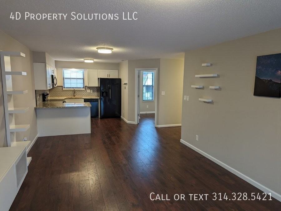2814 Par Valley Ct Apt D - Photo 3 of 11