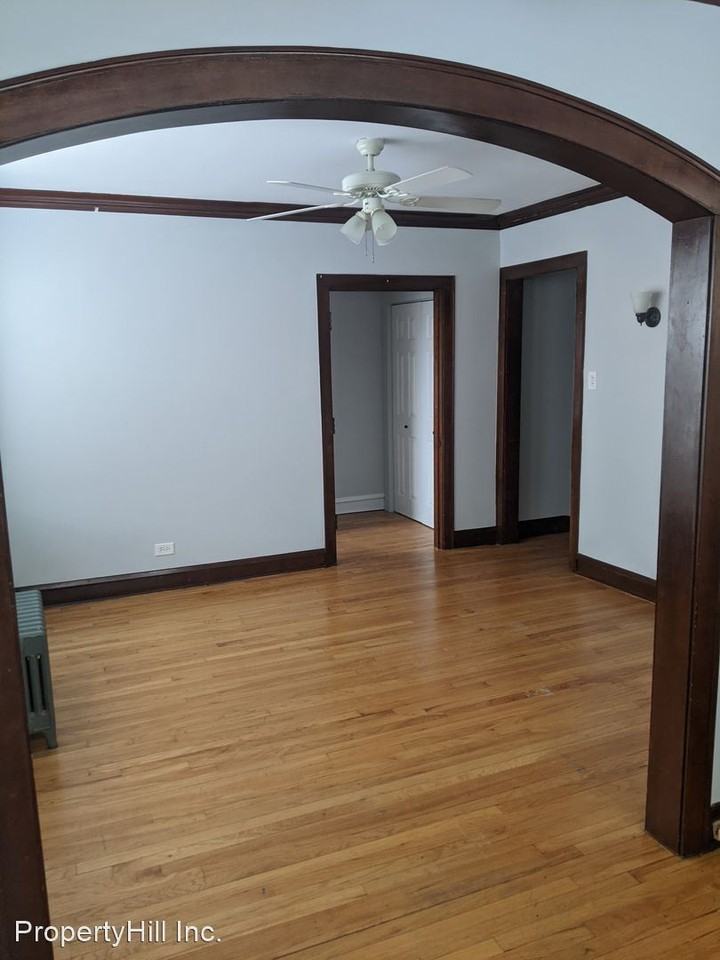 5427-29 W Addison Street - Photo 3 of 11