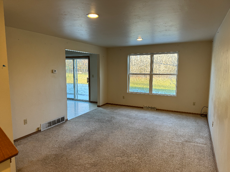 706 Parkview Rd #706 - Photo 3 of 9