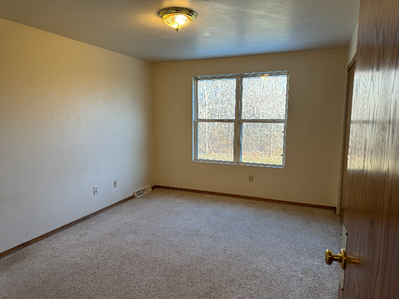 706 Parkview Rd #706 - Photo 5 of 9