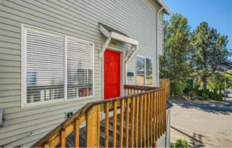 9222 Ne Hassalo St - Photo 1 of 1