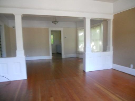 518 Kirk Ave - Photo 2 of 9