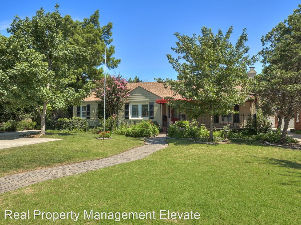 1817 Guilford Ln - Photo 2 of 29