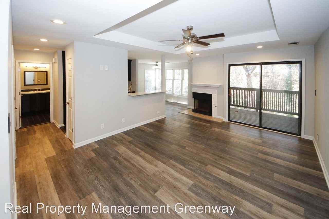 709 Garden Ct - Photo 3 of 50