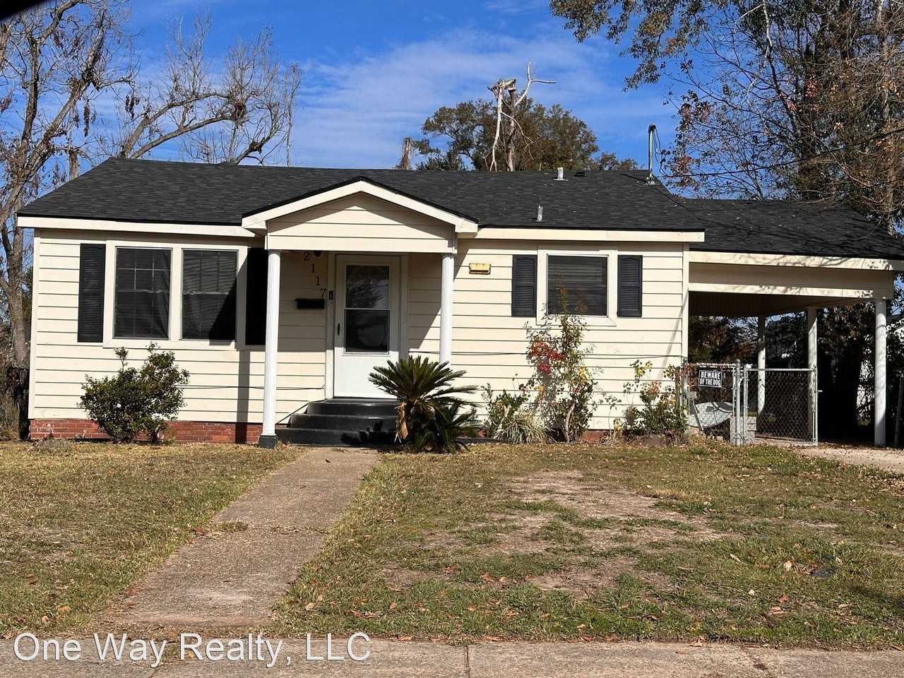 2117 5th St, Lake Charles, LA 70601 3 Bedroom House for 975/month Zumper