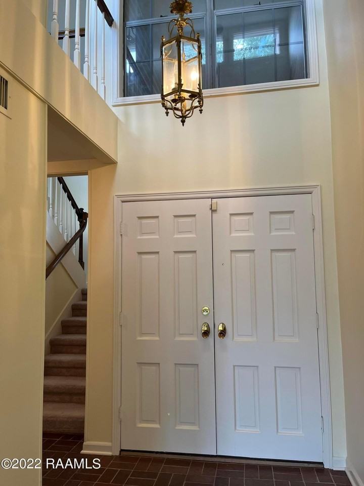 403 Briargate Walk Cir - Photo 3 of 32