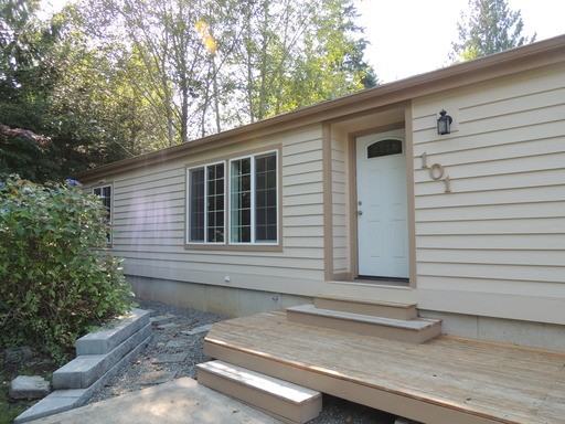 101 SE Cabana Ave - Photo 2 of 24