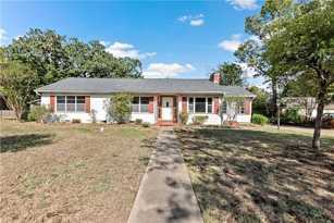 726 Garden Acres Blvd  