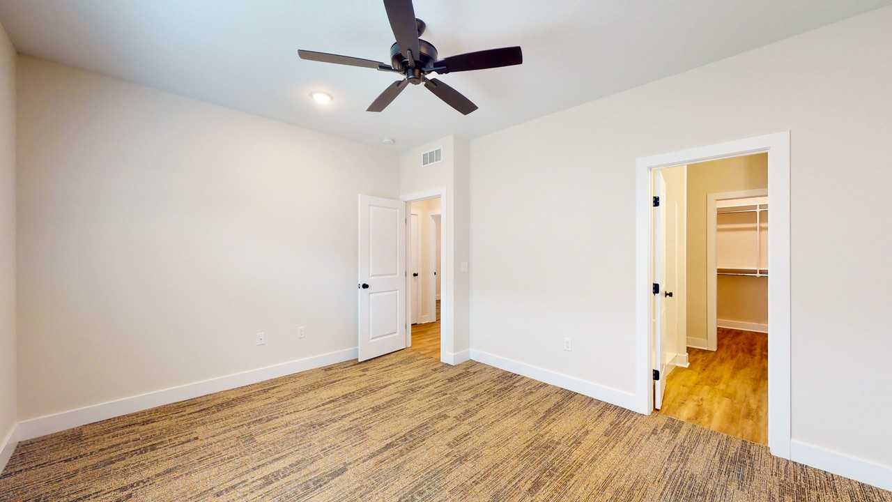 419 W May St #1 - Photo 4 of 22