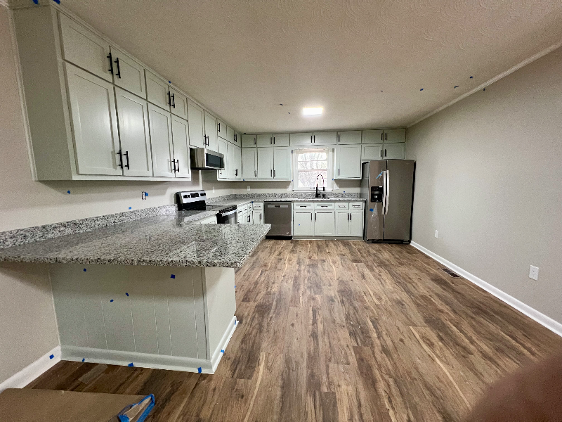 800 Enslen St Sw - Photo 3 of 14