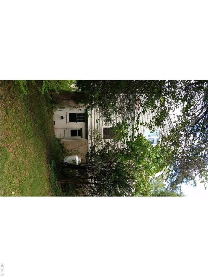 701 Tower Ave - Photo 2 of 8