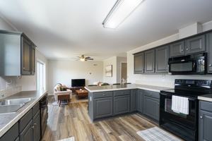 featured image of 256 Spring St #1