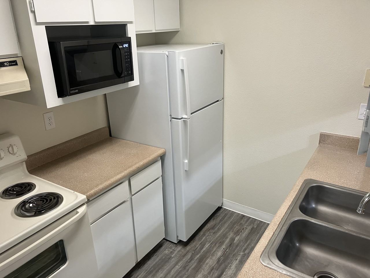 5415 College Oak Dr #506 - Photo 5 of 11