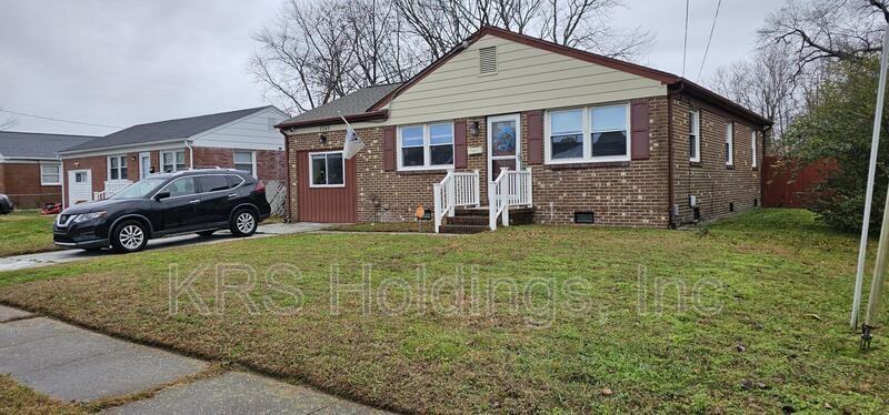 1543 Grove St - Photo 3 of 28