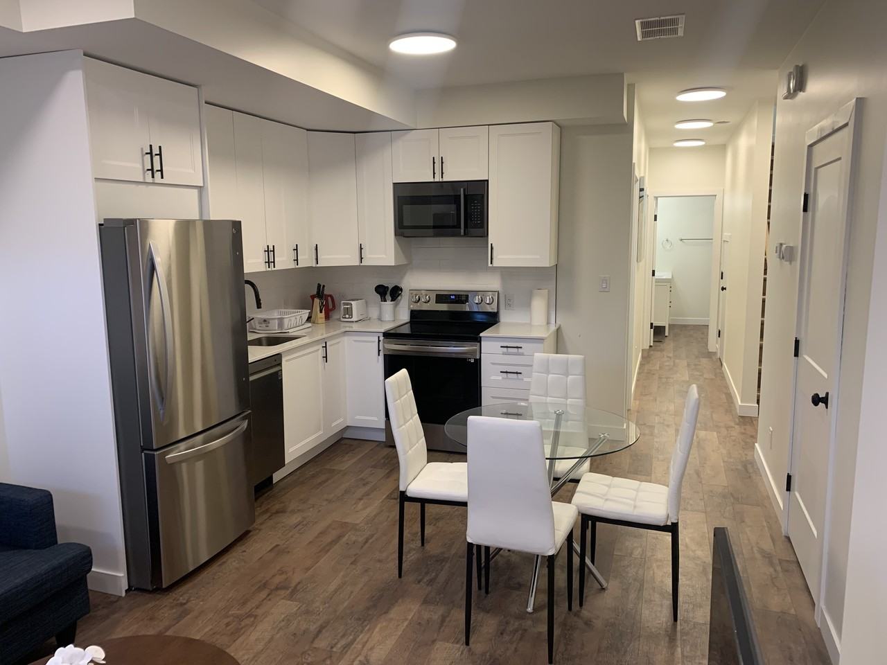 761 Garwood Avenue A, Winnipeg, MB R3M 1M4 2 Bedroom Apartment for