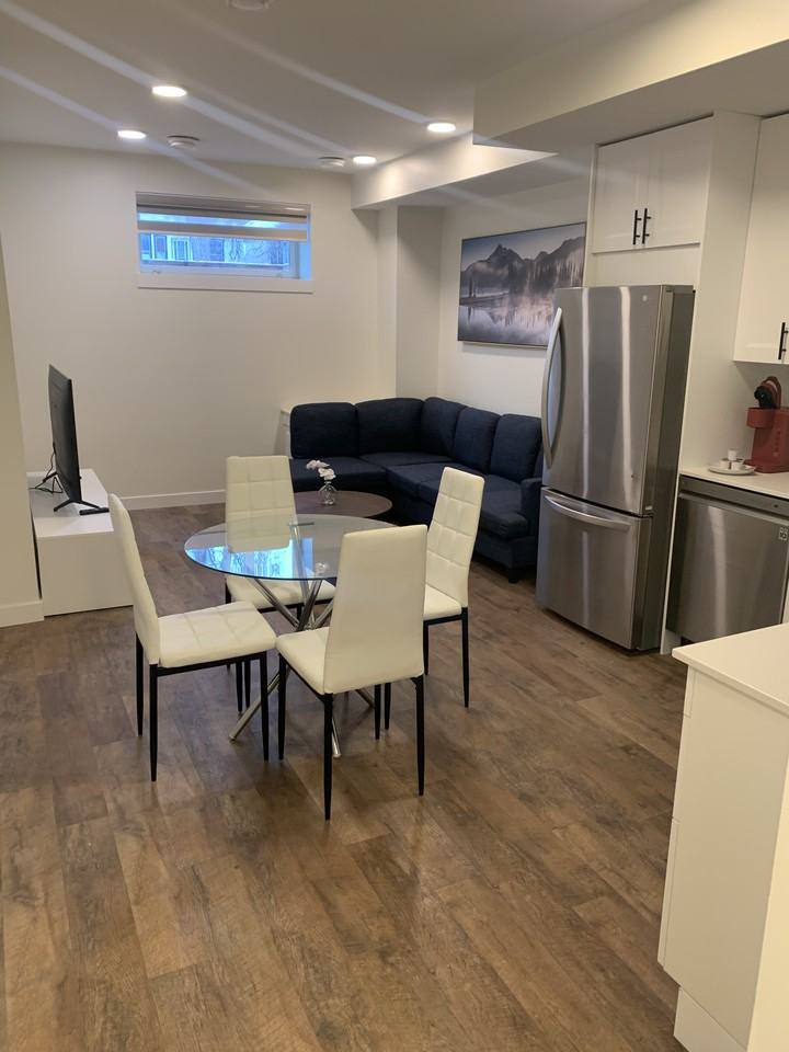 761 Garwood Ave A, Winnipeg, MB R3M 1M4 2 Bedroom House for 1,700